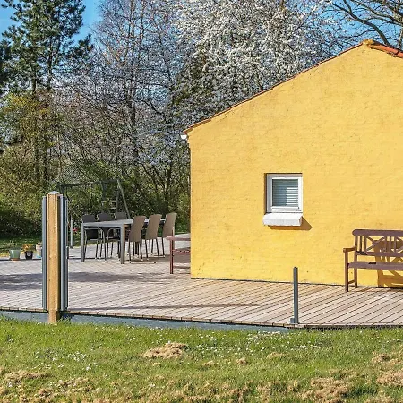 Holiday home Four-bedroom Holiday In Tranekaer 4 *